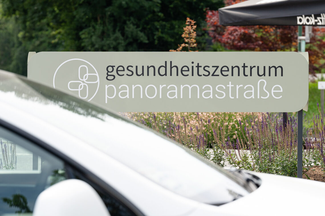 gesundheitszentrum-panoramastrasse_firmenschild