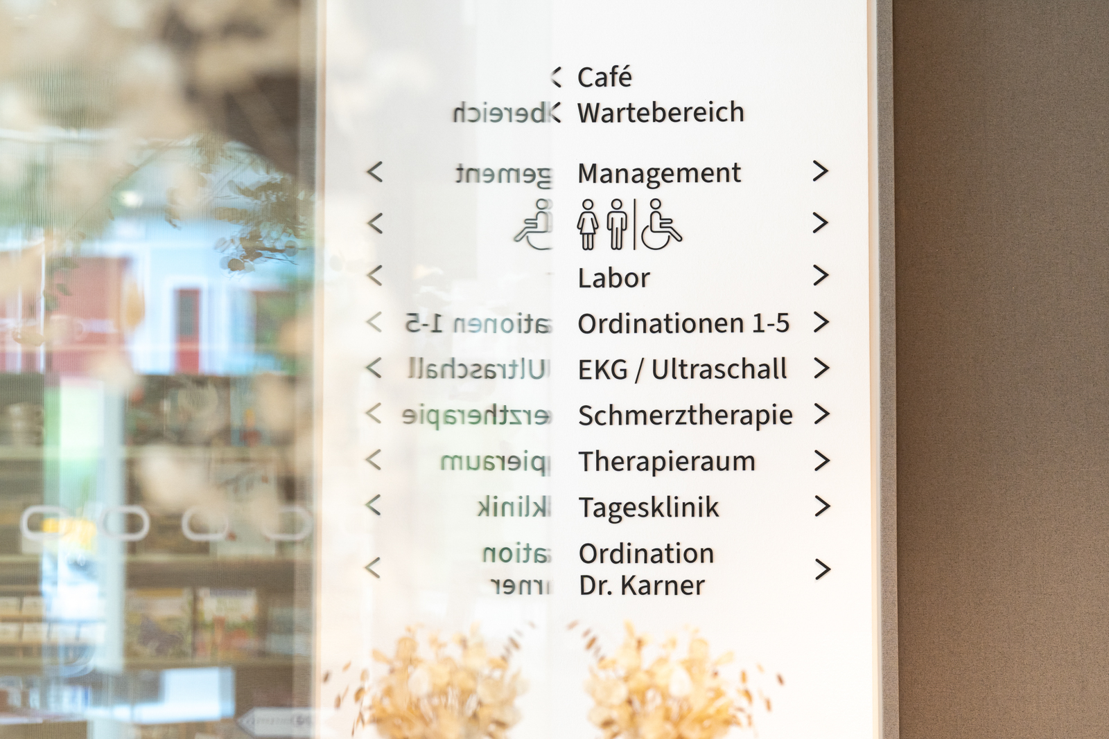 gesundheitszentrum-panoramastrasse_leitsystem